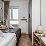 Downtown - Balcony, Location - By Rentujemy * 罗兹