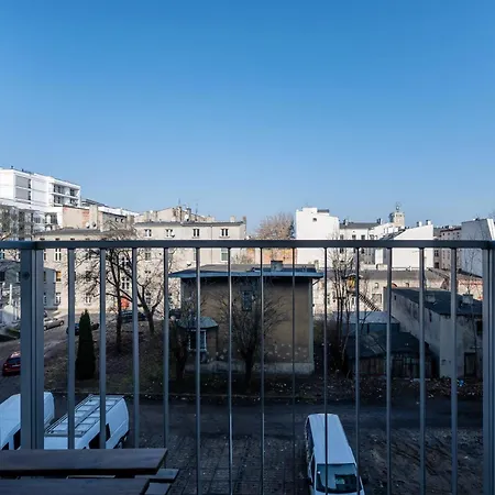Downtown - Balcony, Location - By Rentujemy