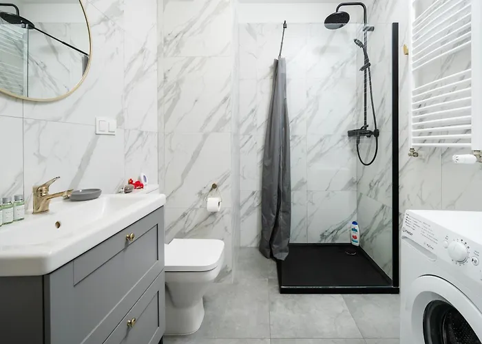 Downtown - Balcony, Location - By Rentujemy * 罗兹