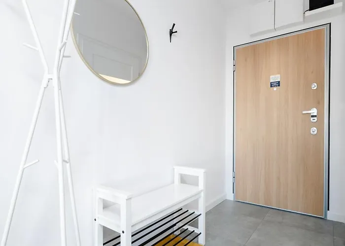 Downtown - Balcony, Location - By Rentujemy *