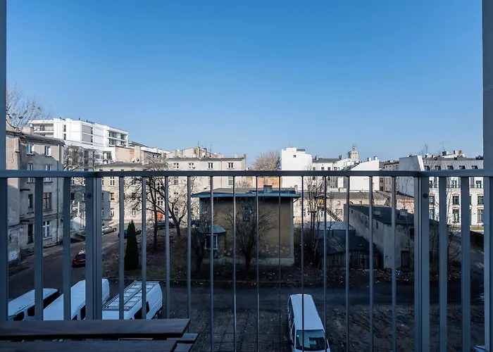 Downtown - Balcony, Location - By Rentujemy