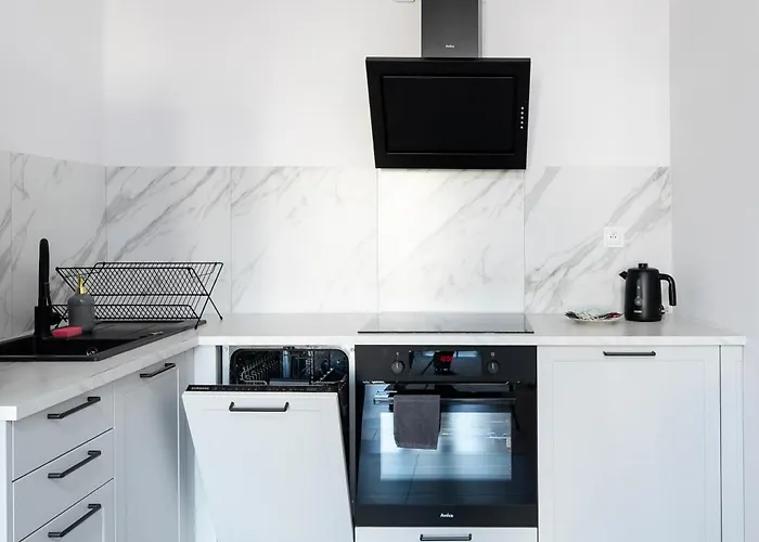 Downtown - Balcony, Location - By Rentujemy * 罗兹