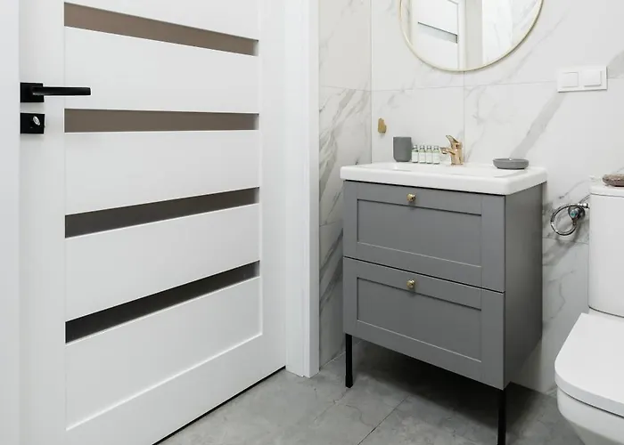 Downtown - Balcony, Location - By Rentujemy 罗兹