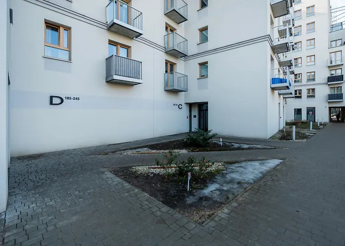 Downtown - Balcony, Location - By Rentujemy * 罗兹